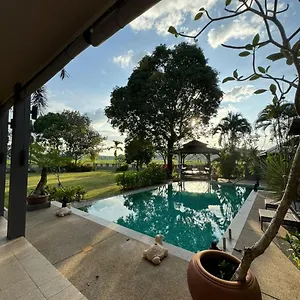 Villa Laman Padi In 